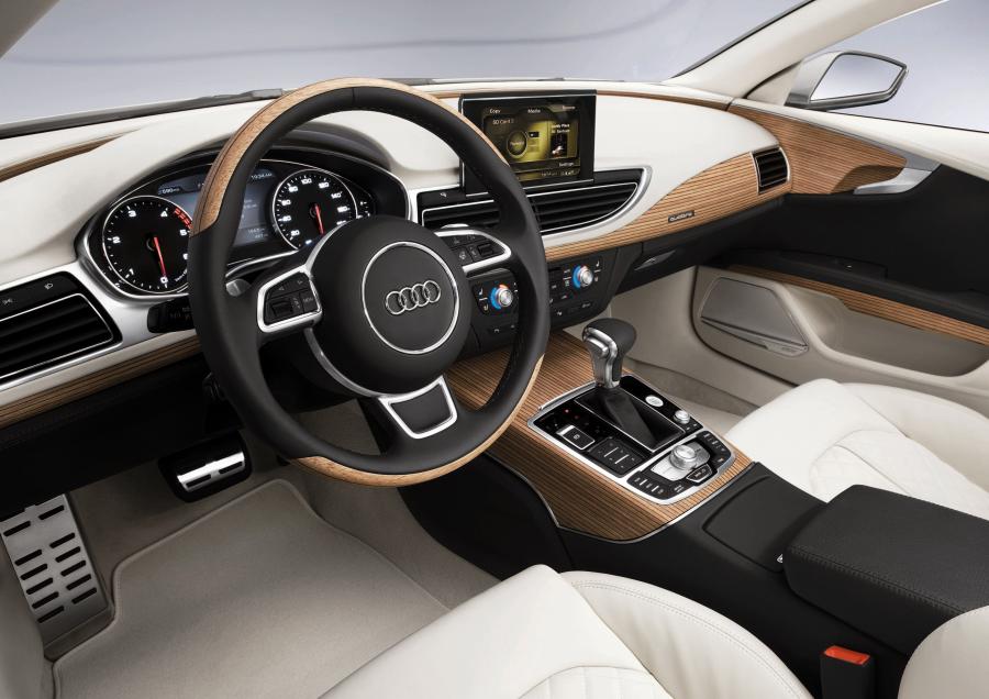 Интерьер Audi Sportback Concept 2009 года  (фото 17 из 56)